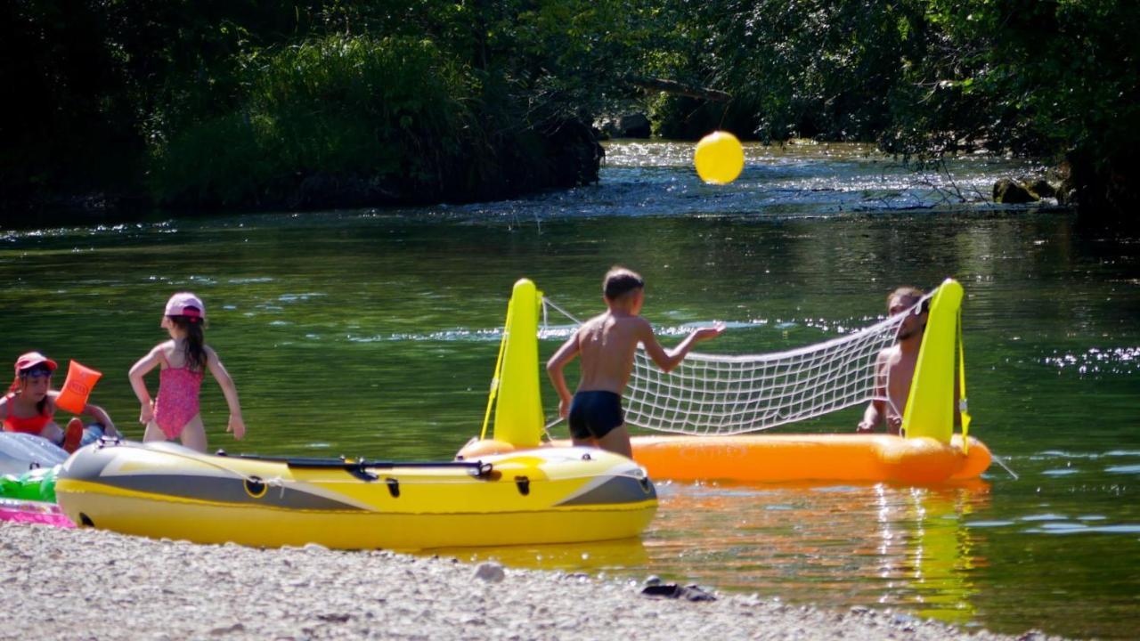 Camping Le Chassezac Sampzon Exterior photo