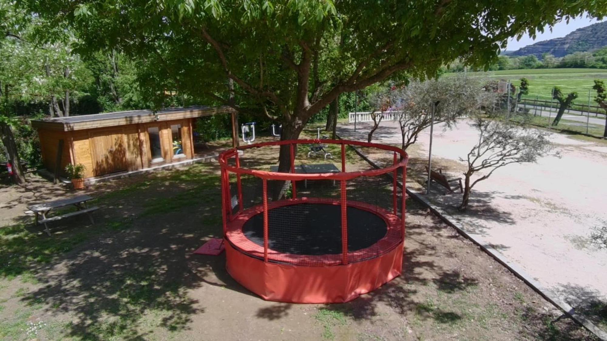 Camping Le Chassezac Sampzon Exterior photo